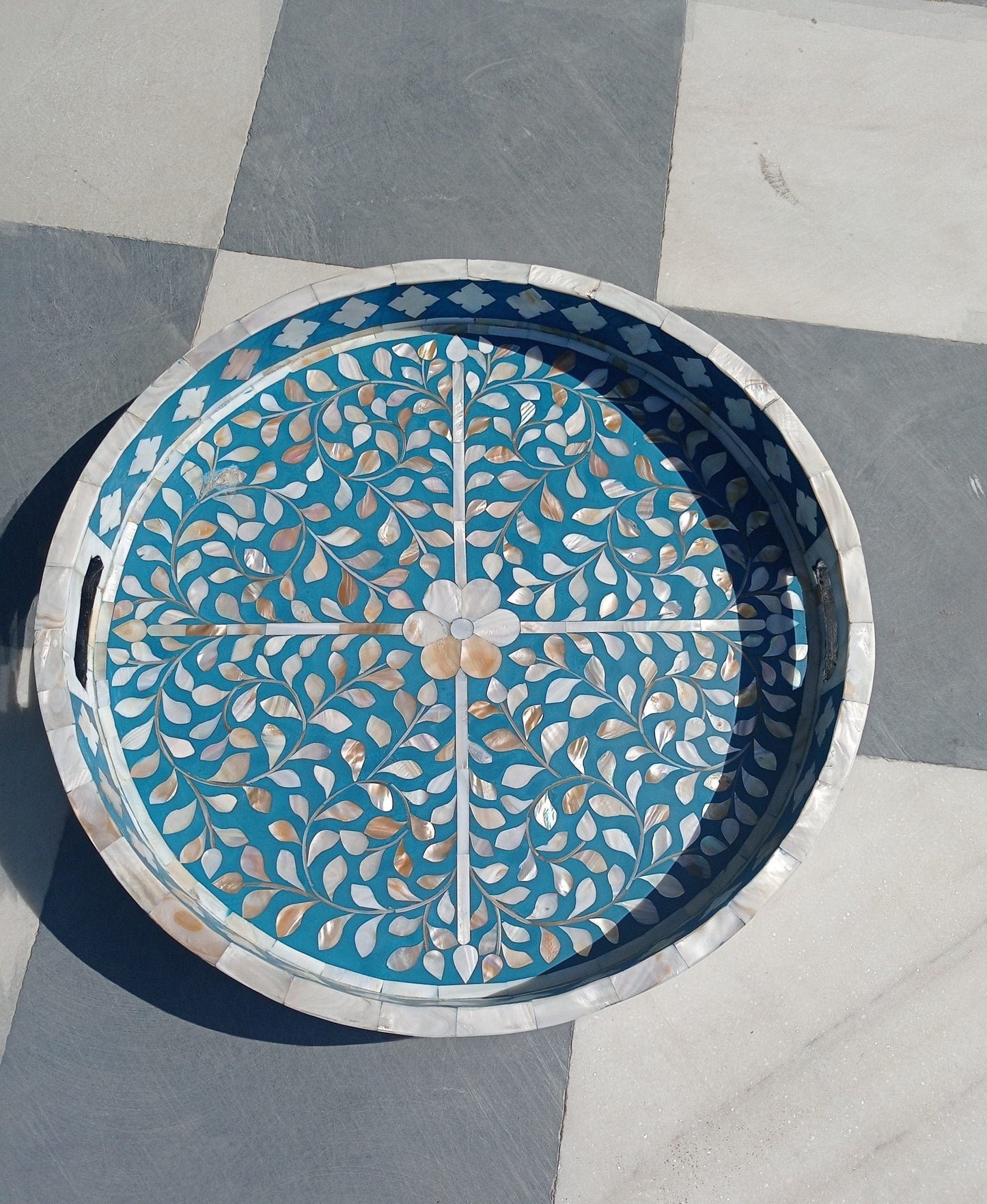 Handmade Customized Mother of Pearl Round Serving Tray