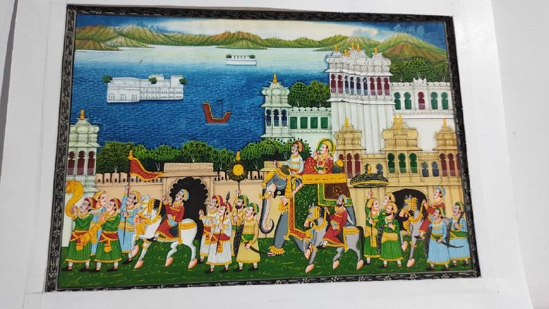 Handmade Matte Synthetic Palace View Silk Fabric Painting for Home Decor