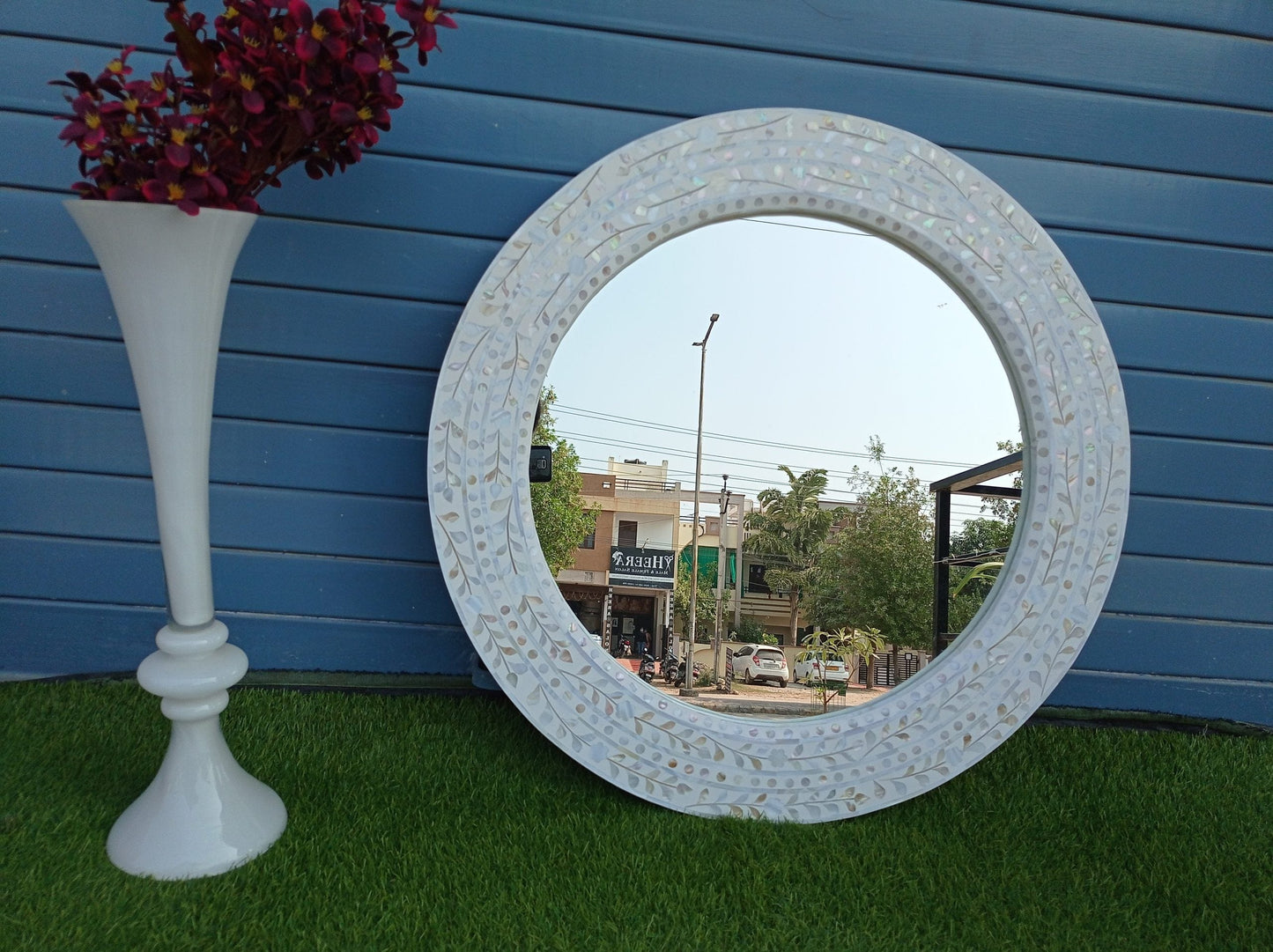 Handmade Customized Mother of Pearl Round Mirror Frame